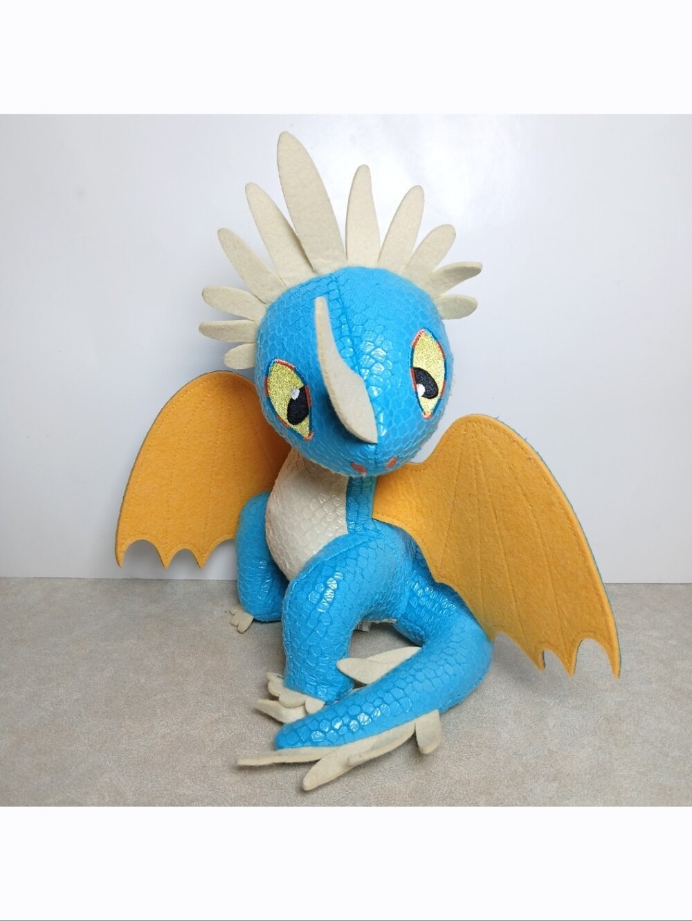 DreamWorks How to Train Your Dragon Sitting Deadly Nadder Stormfly 10" Plush Toy